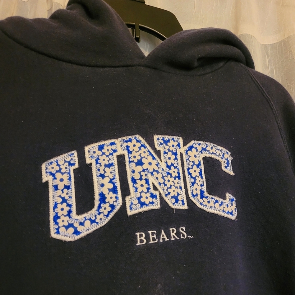 adorable navy blue UNC floral hoodie